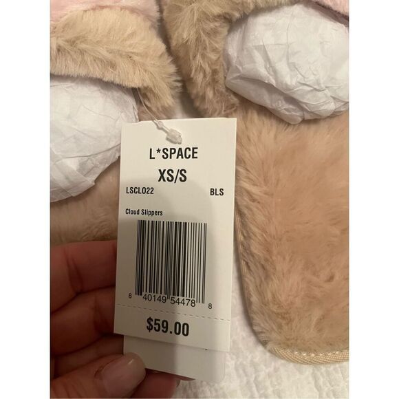New L*Space Cloud Slippers - Picture 6 of 7